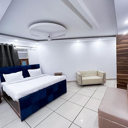 Hotel Js Garden - Near Jaypee Hospital Noida Luaran gambar