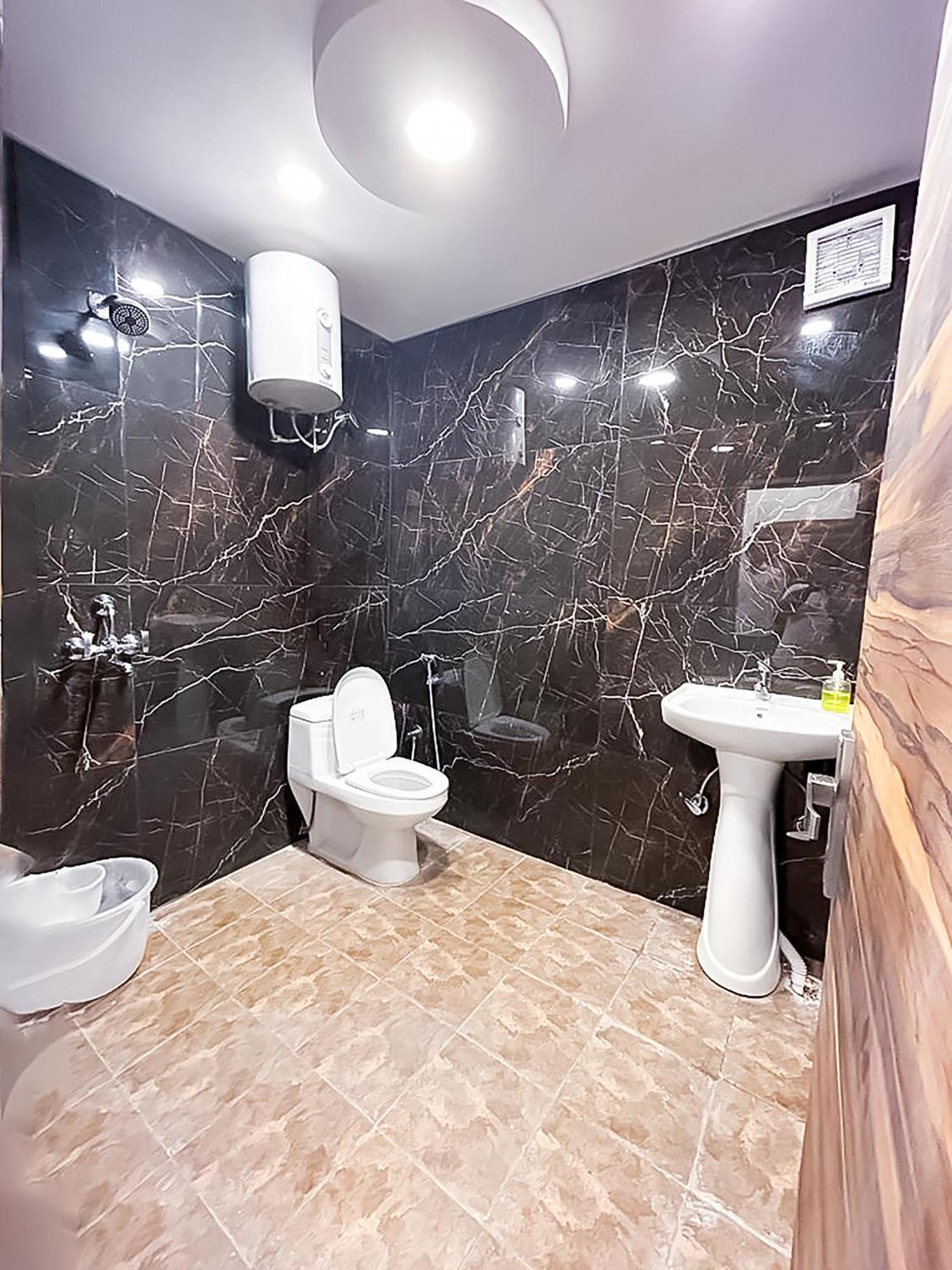 Hotel Js Garden - Near Jaypee Hospital Noida Luaran gambar